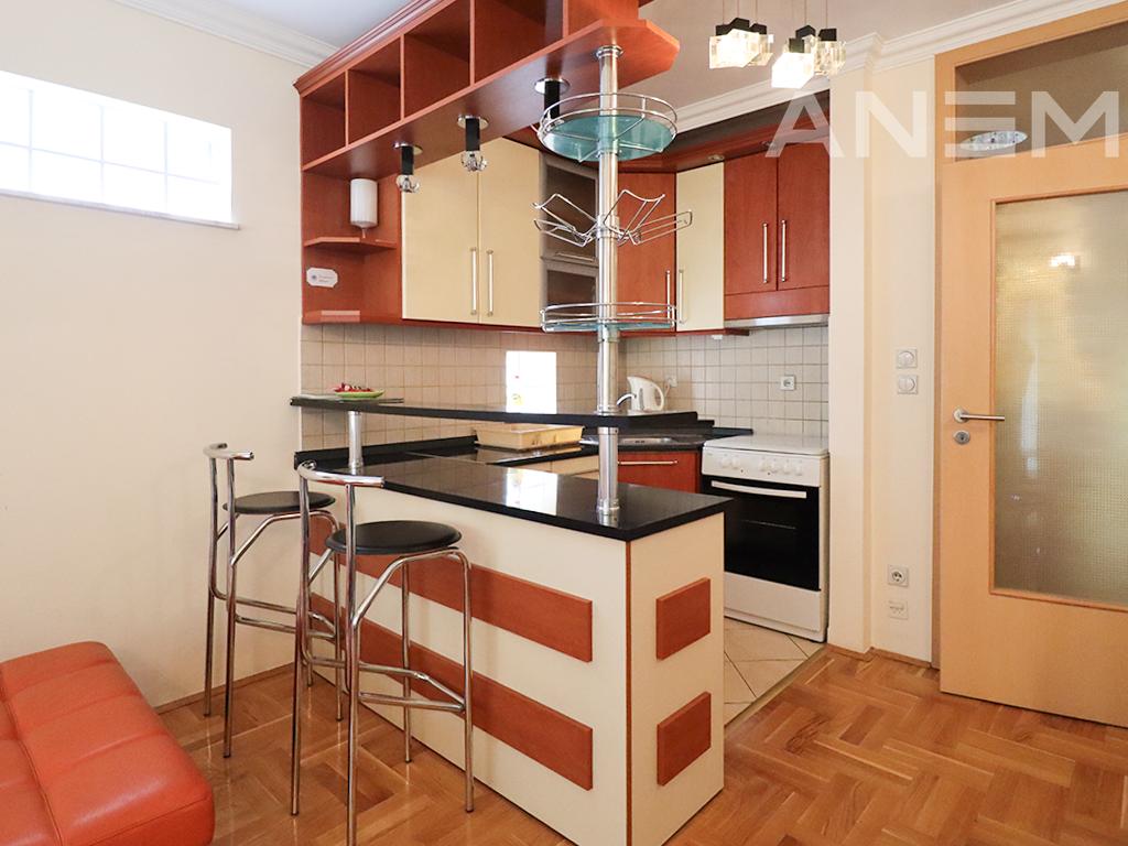 Banesë me qira me 1 dhomë gjumi te Qafa