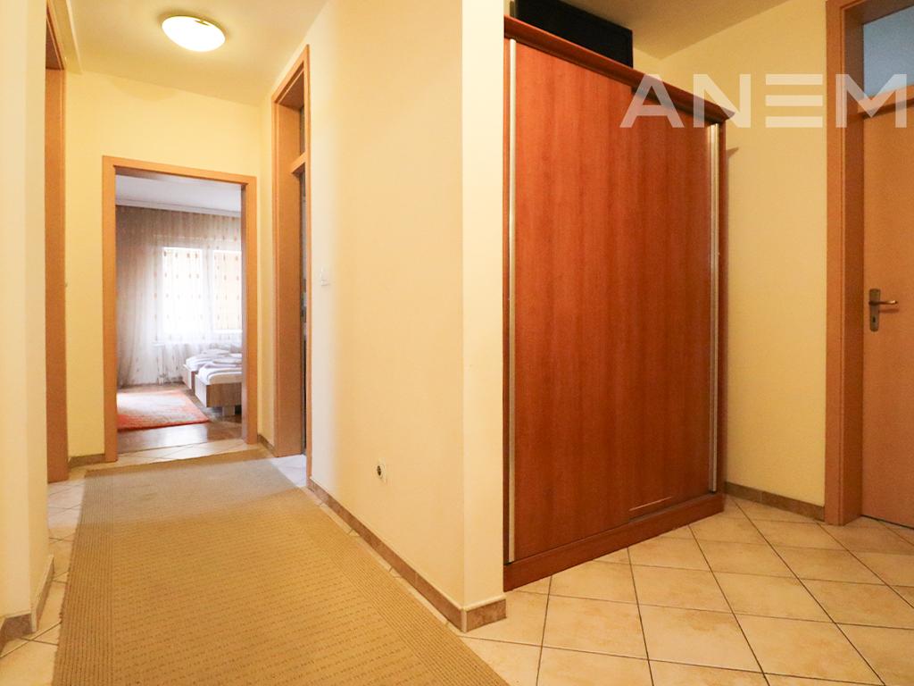 Banesë me qira me 2 dhoma gjumi te Qafa