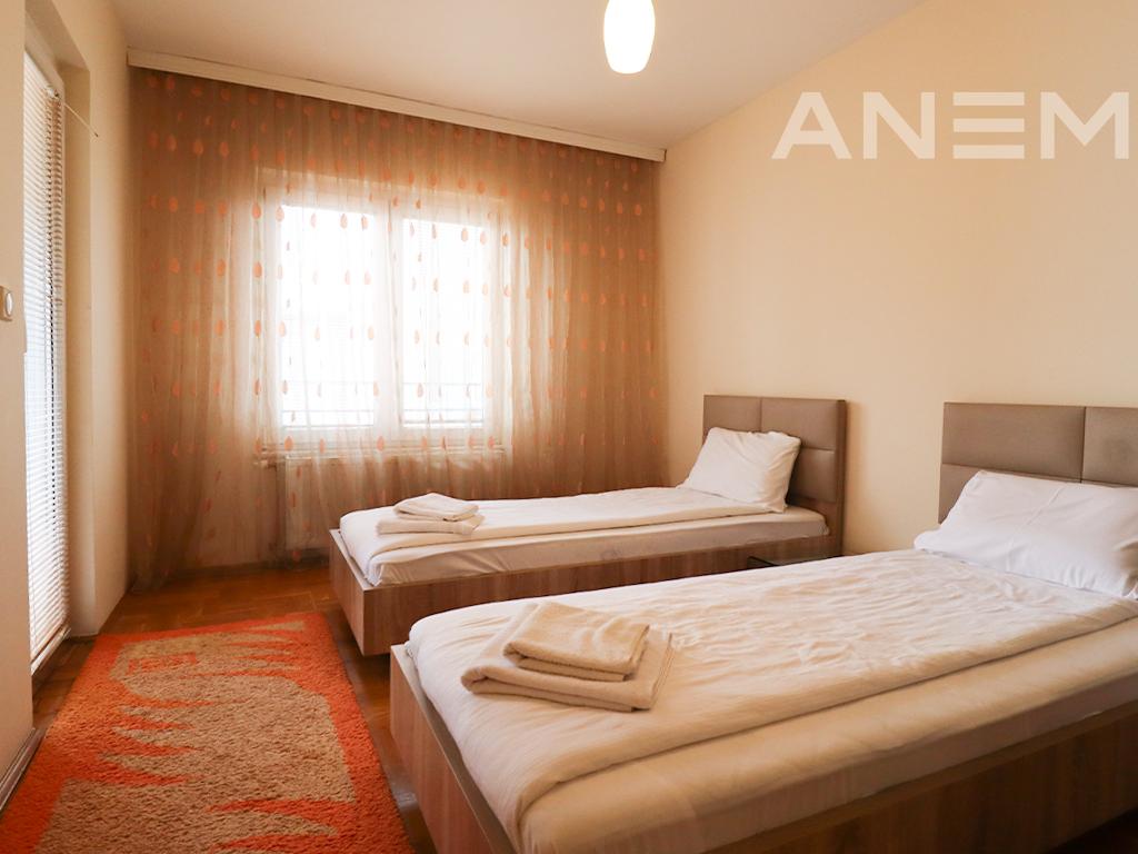 Banesë me qira me 2 dhoma gjumi te Qafa