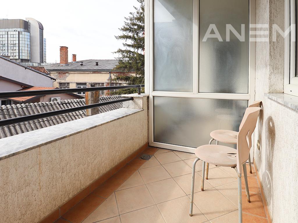 Banesë me qira me 1 dhomë gjumi te Qafa