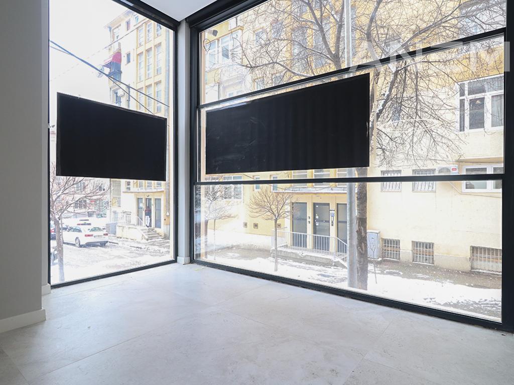 Zyre me qira me 4 hapësira pune në Qendër