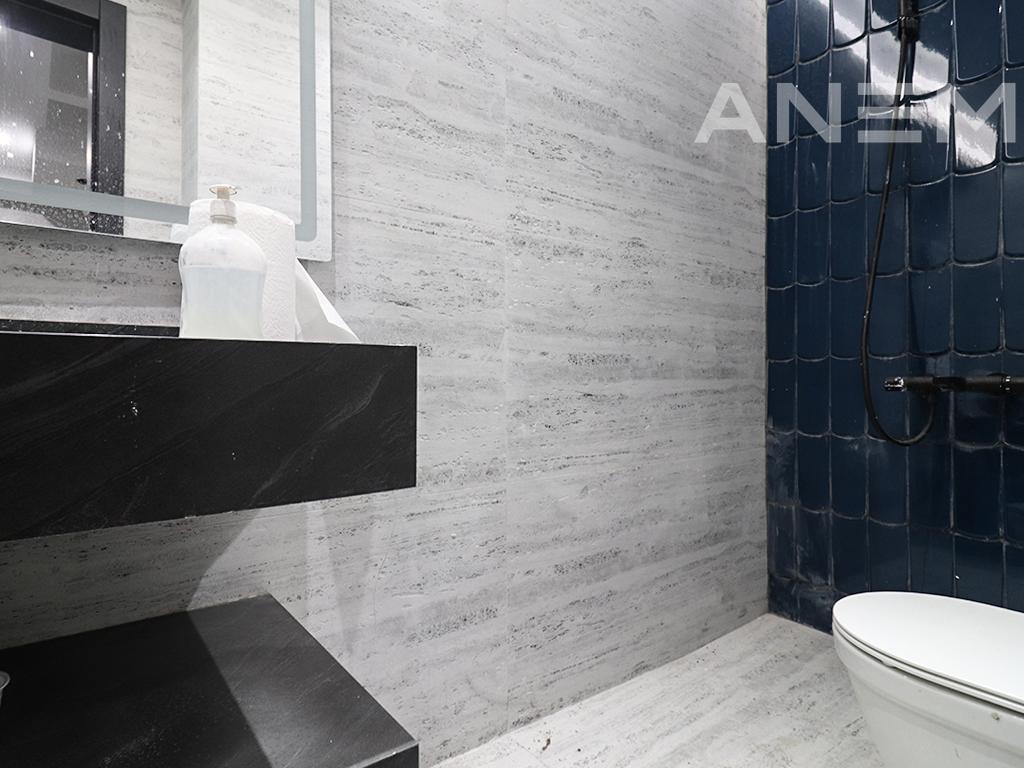 Zyre me qira me 4 hapësira pune në Qendër