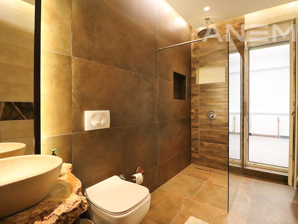 Penthouse for rent with 3 bedrooms in the Arberia neighborhood