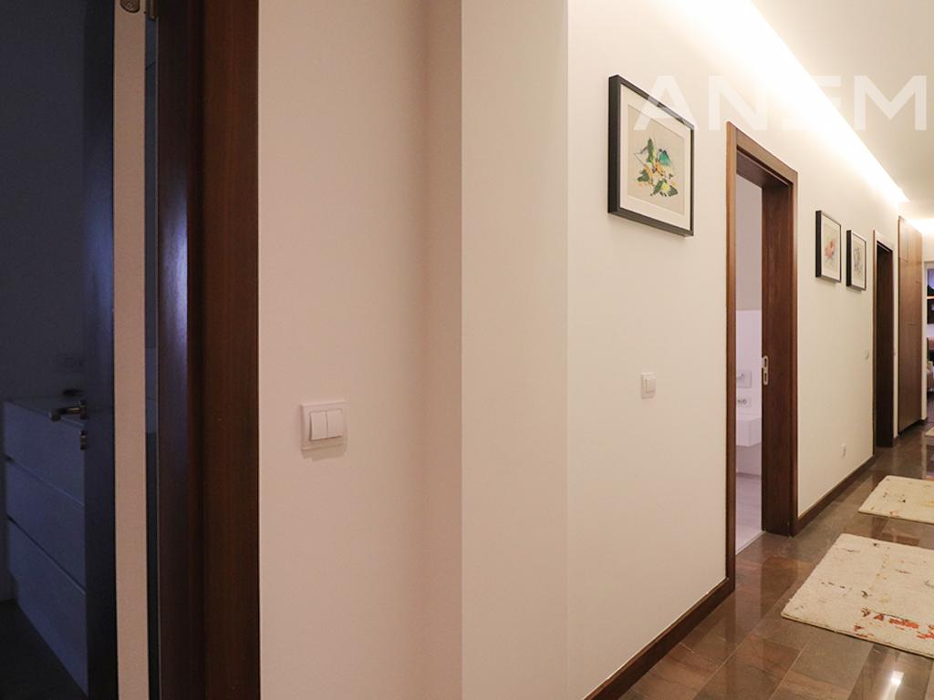 Penthouse for rent with 3 bedrooms in the Arberia neighborhood