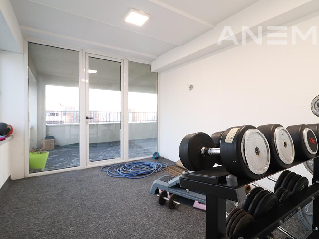 Penthouse for rent with 3 bedrooms in the Arberia neighborhood