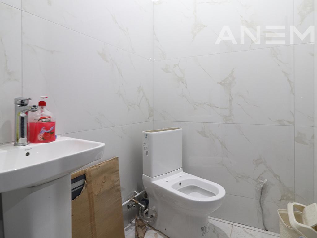 Lokal me qira 85m² te Rruga C