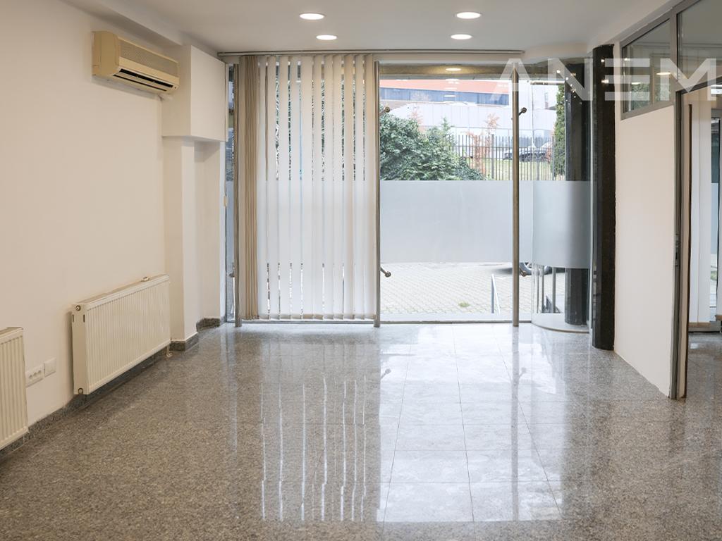 Building for rent 500m² in the Center of Pristina