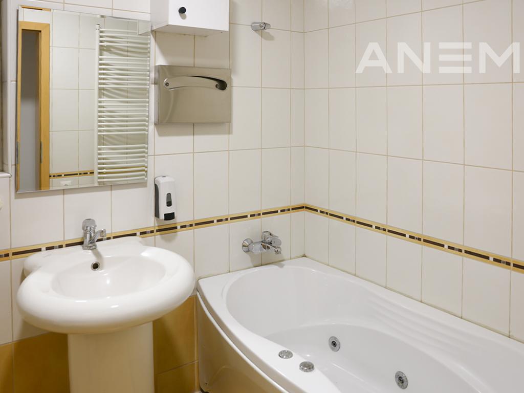 Building for rent 500m² in the Center of Pristina