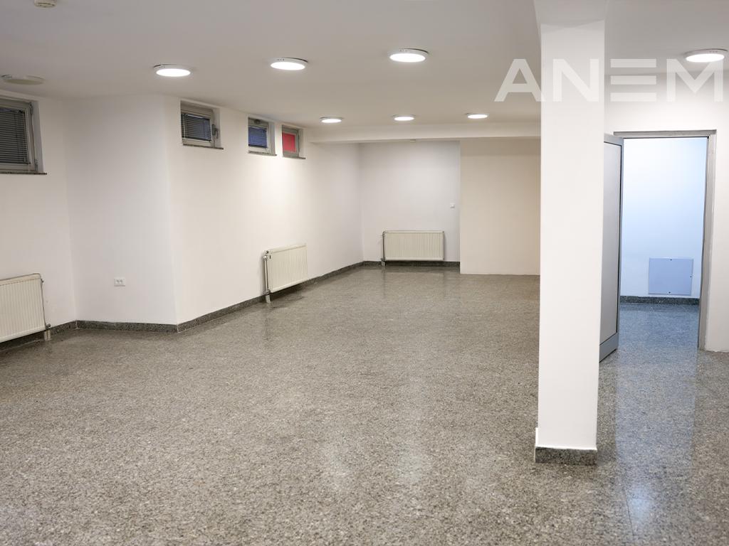 Building for rent 500m² in the Center of Pristina