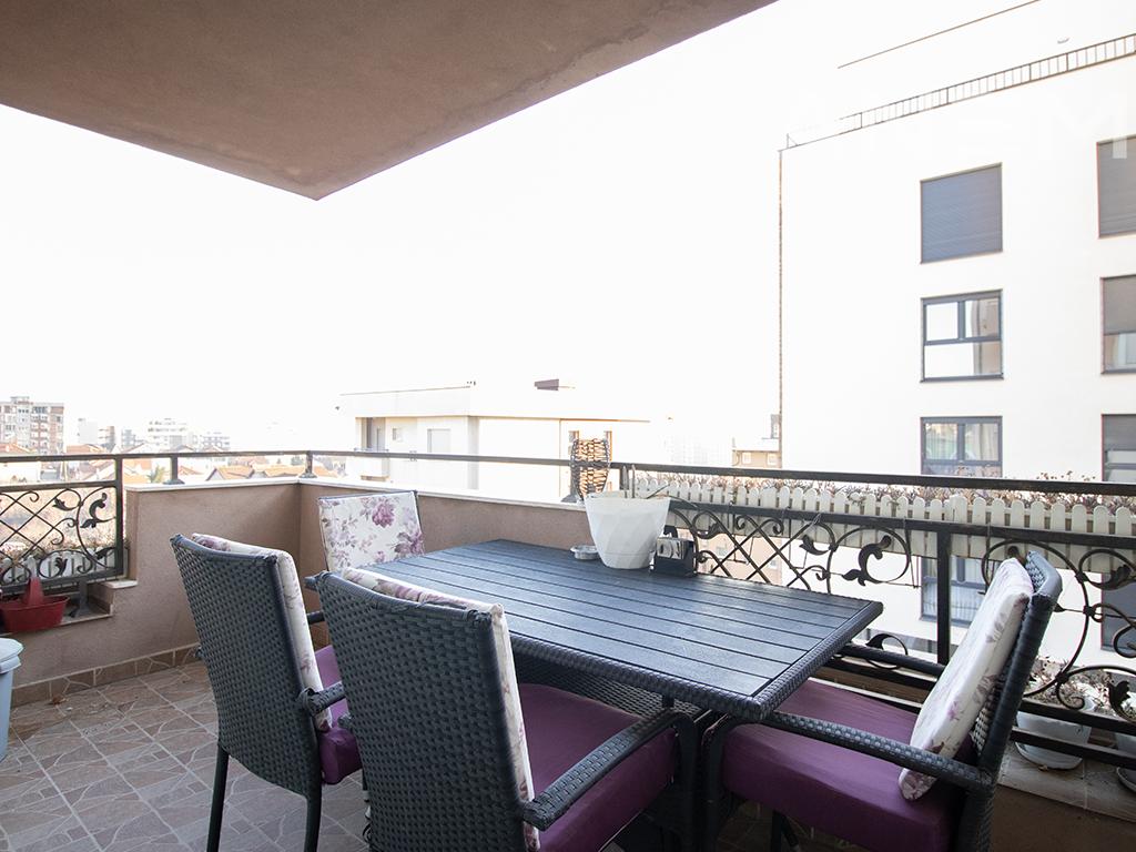 Banesë në shitje 136m² në Mati 1