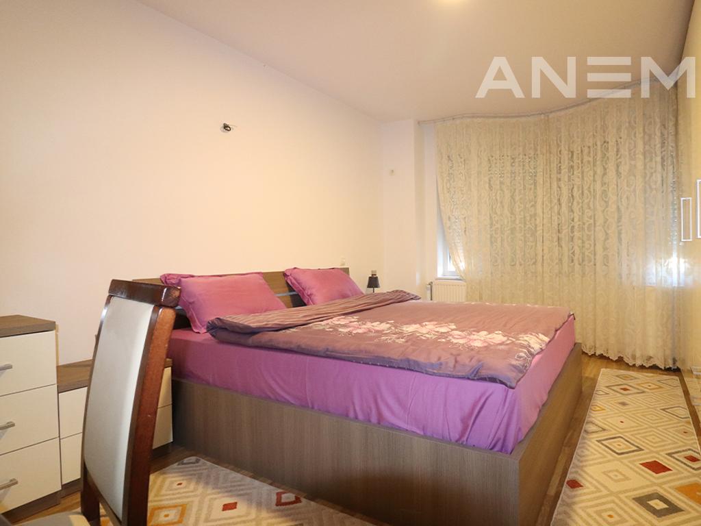 Shtëpi me qira me 4 dhoma gjumi në Bërnicë të Epërme