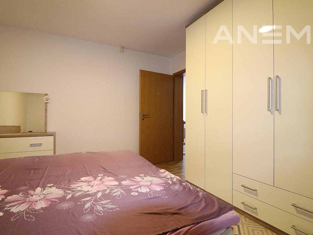 Shtëpi me qira me 4 dhoma gjumi në Bërnicë të Epërme