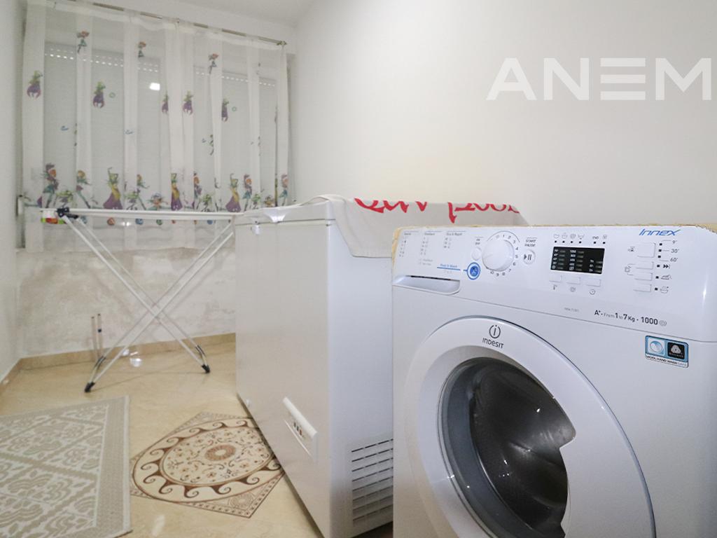 Shtëpi me qira me 4 dhoma gjumi në Bërnicë të Epërme