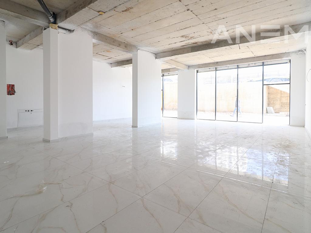 Lokal në shitje 113.14m² në Veternik
