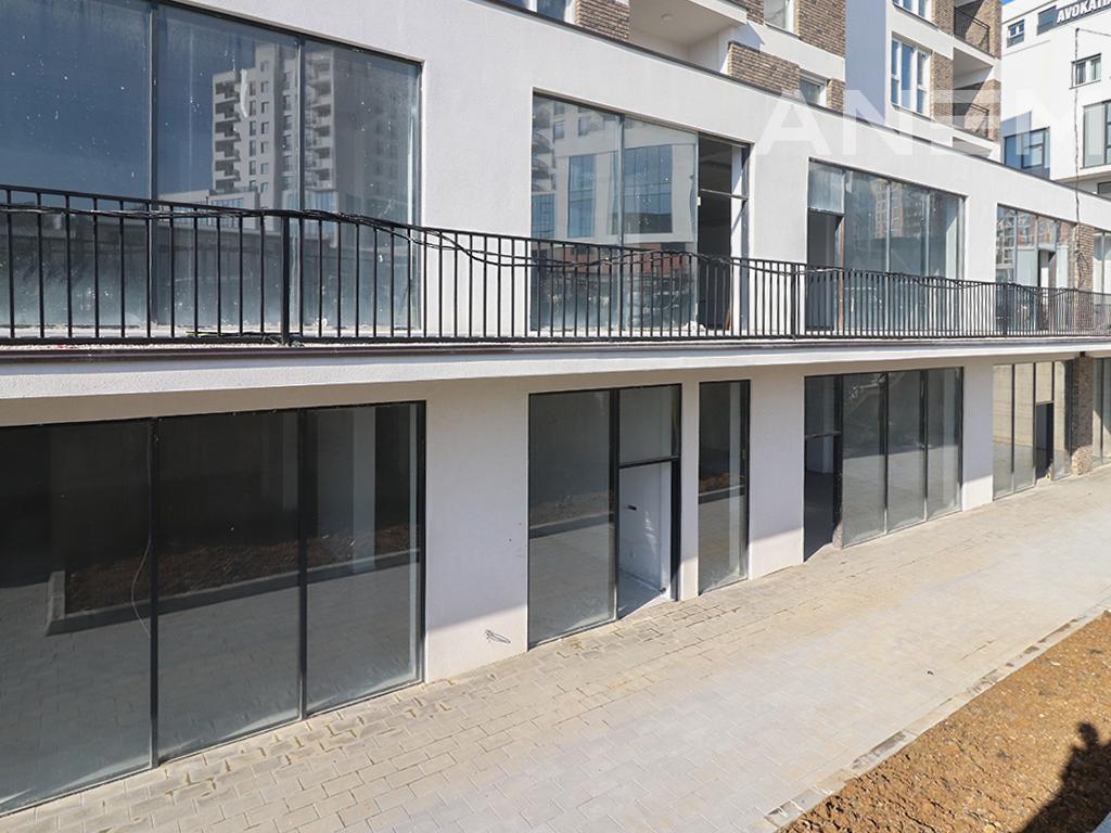Lokal në shitje 113.14m² në Veternik