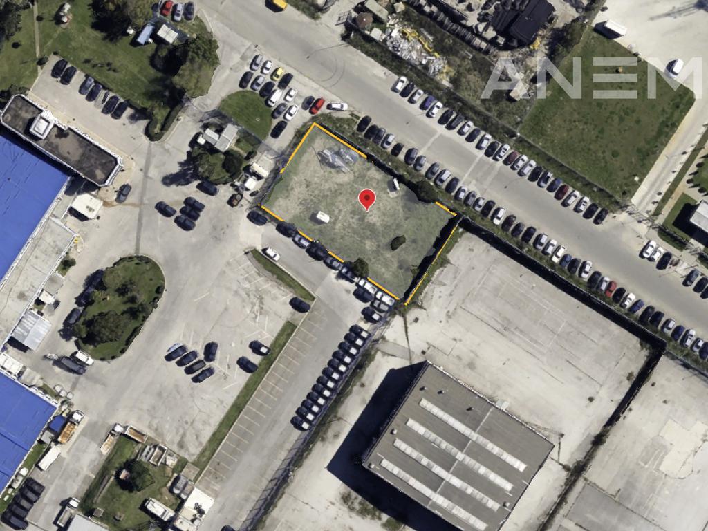 Tokë me qira 12 ari në Zonën Industriale