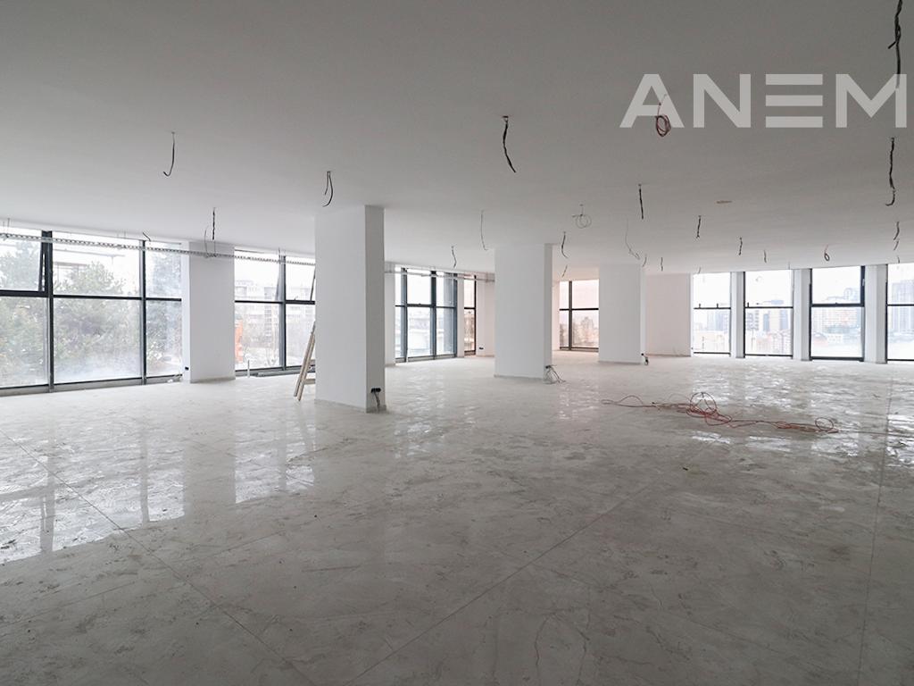 Property for rent 3345.46m² in Aktash