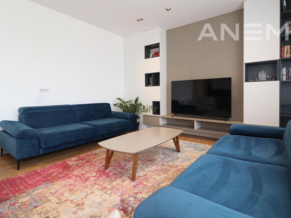 Penthouse for sale 155.36m²+54m² terrace in Mat