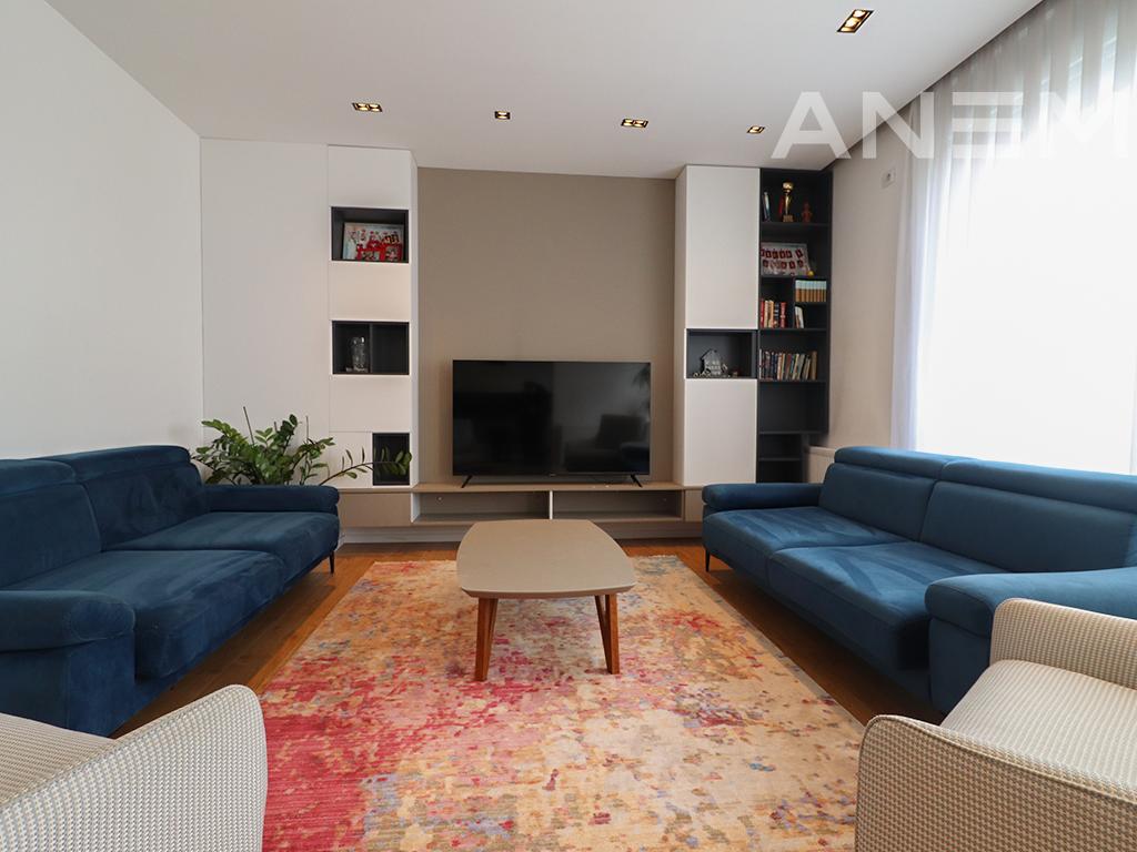 Penthouse for sale 155.36m²+54m² terrace in Mat