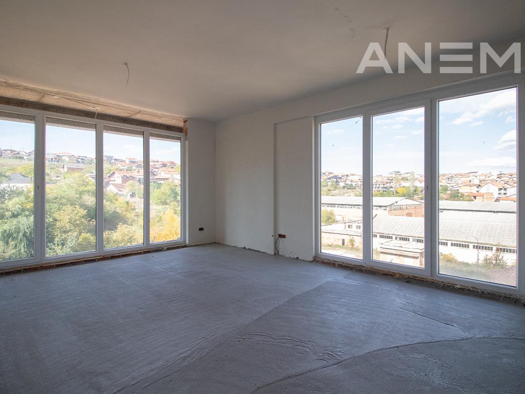 Banesë në shitje 128.12m² në Tophane