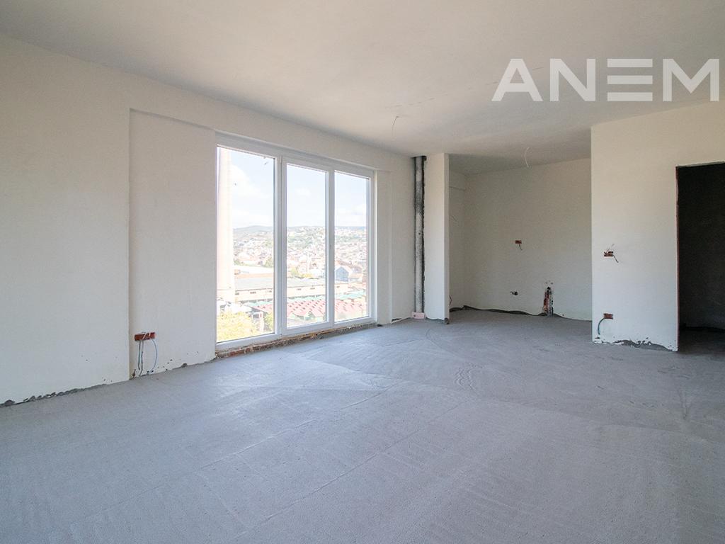 Banesë në shitje 75.76m² në Tophane