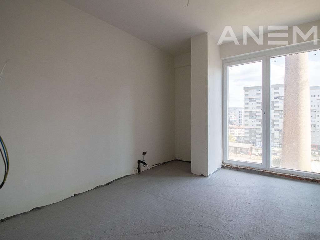 Banesë në shitje 75.76m² në Tophane
