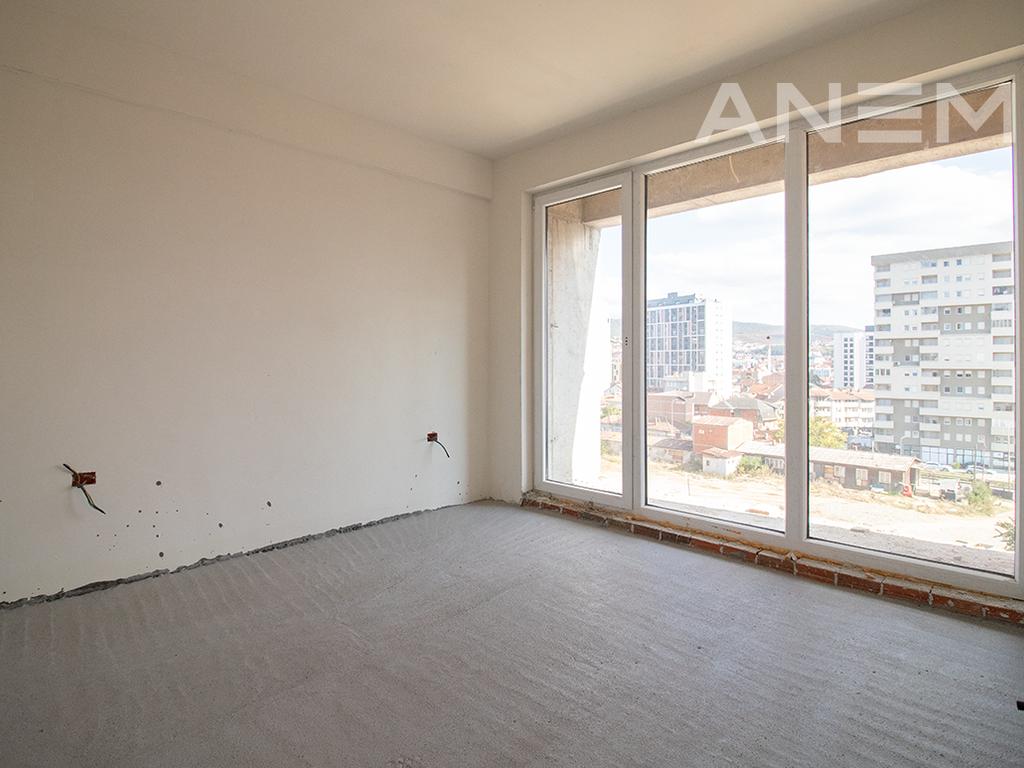 Banesë në shitje 75.76m² në Tophane