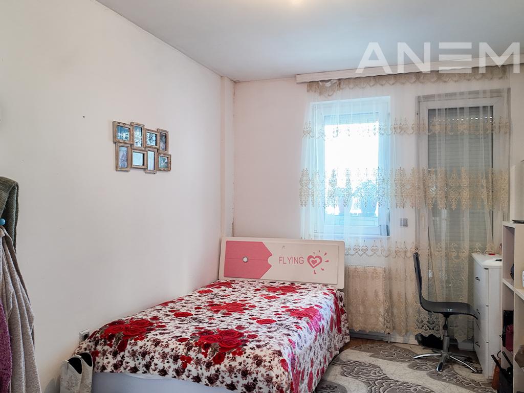 Penthouse në shitje 120m² + 40m² tarracë në Fushë Kosovë
