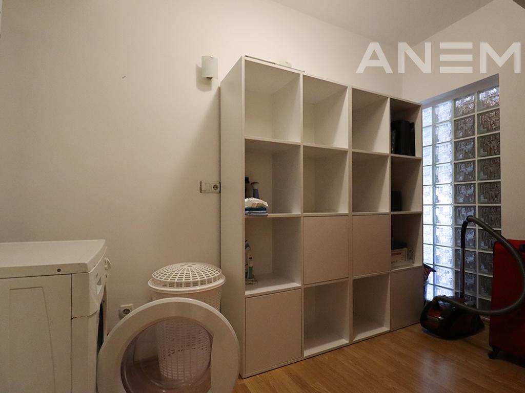 Banesë me qira me 2 dhoma gjumi në lagjen Pejton