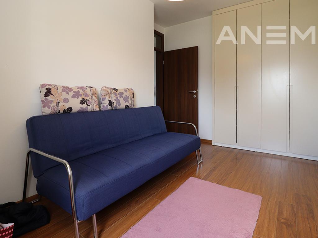 Banesë në shitje 65m² në Rrugen C