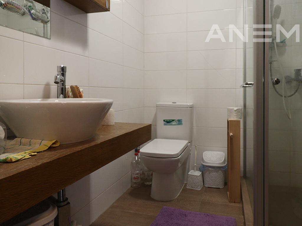 Banesë në shitje 65m² në Rrugen C