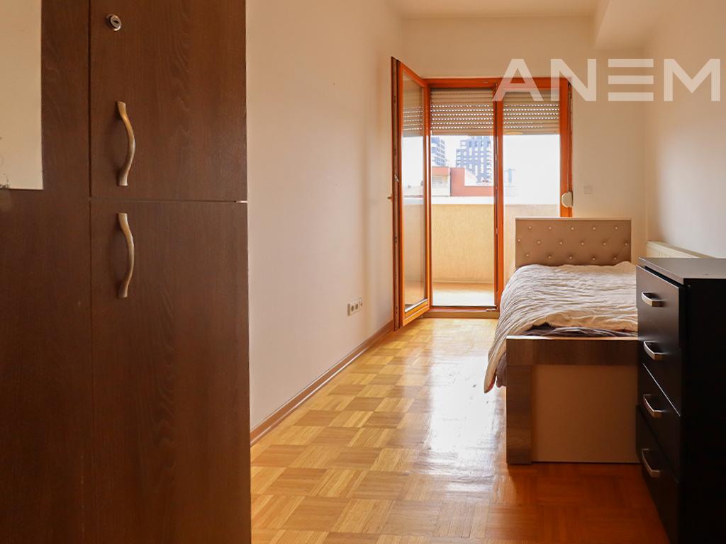 Banesë në shitje 92m² në lagjen Arbëria