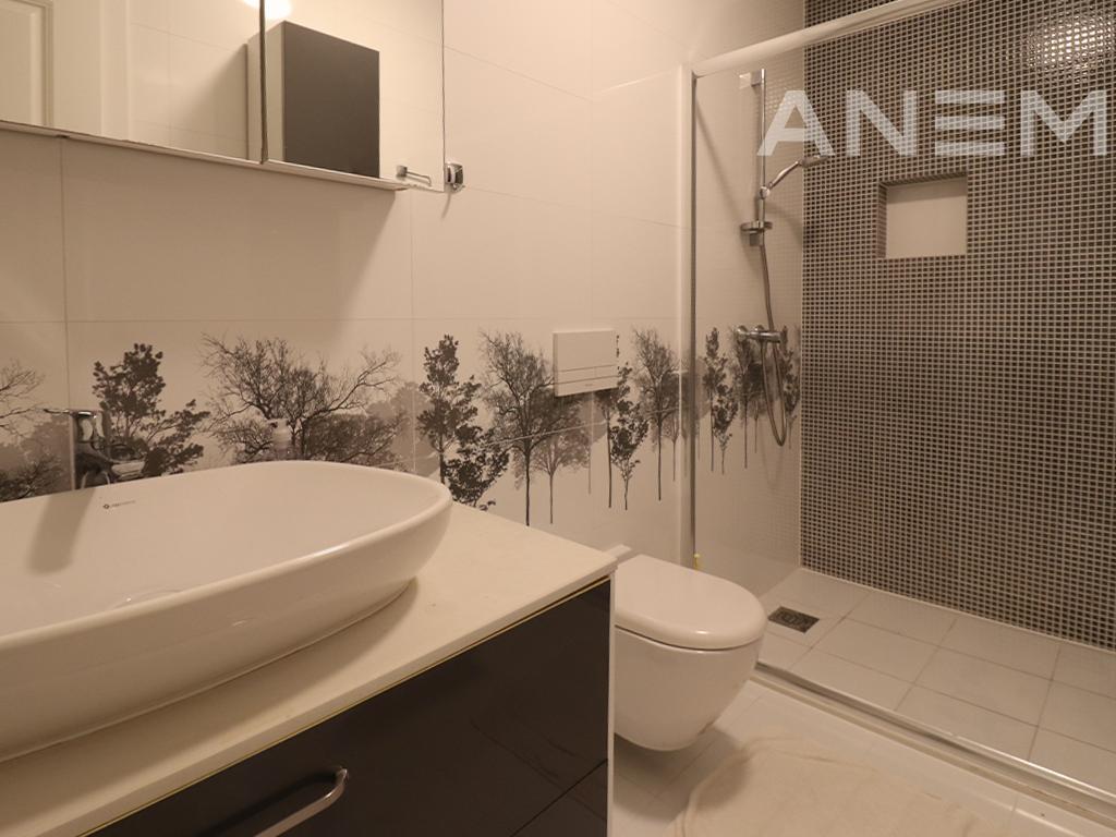 Shtëpi me qira 174m² në Marigona Residence