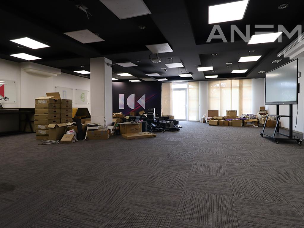 Objekt me qira 2900m² në Aktash