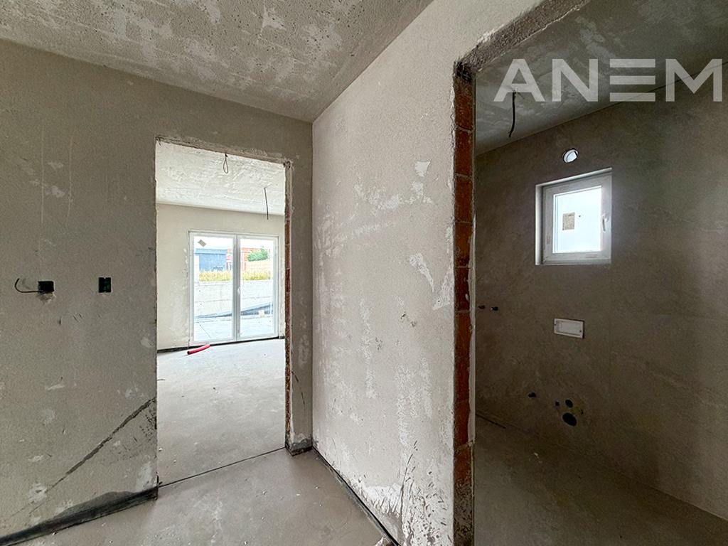 Shtëpi në shitje 300m² në lagjen Veternik