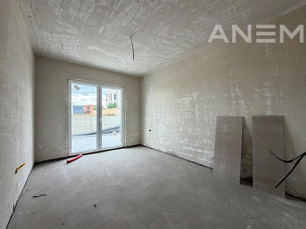 Shtëpi në shitje 300m² në lagjen Veternik