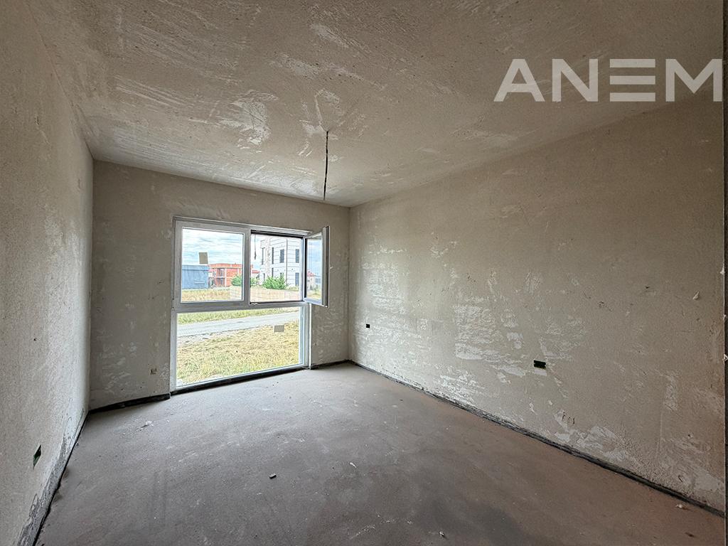Shtëpi në shitje 300m² në lagjen Veternik