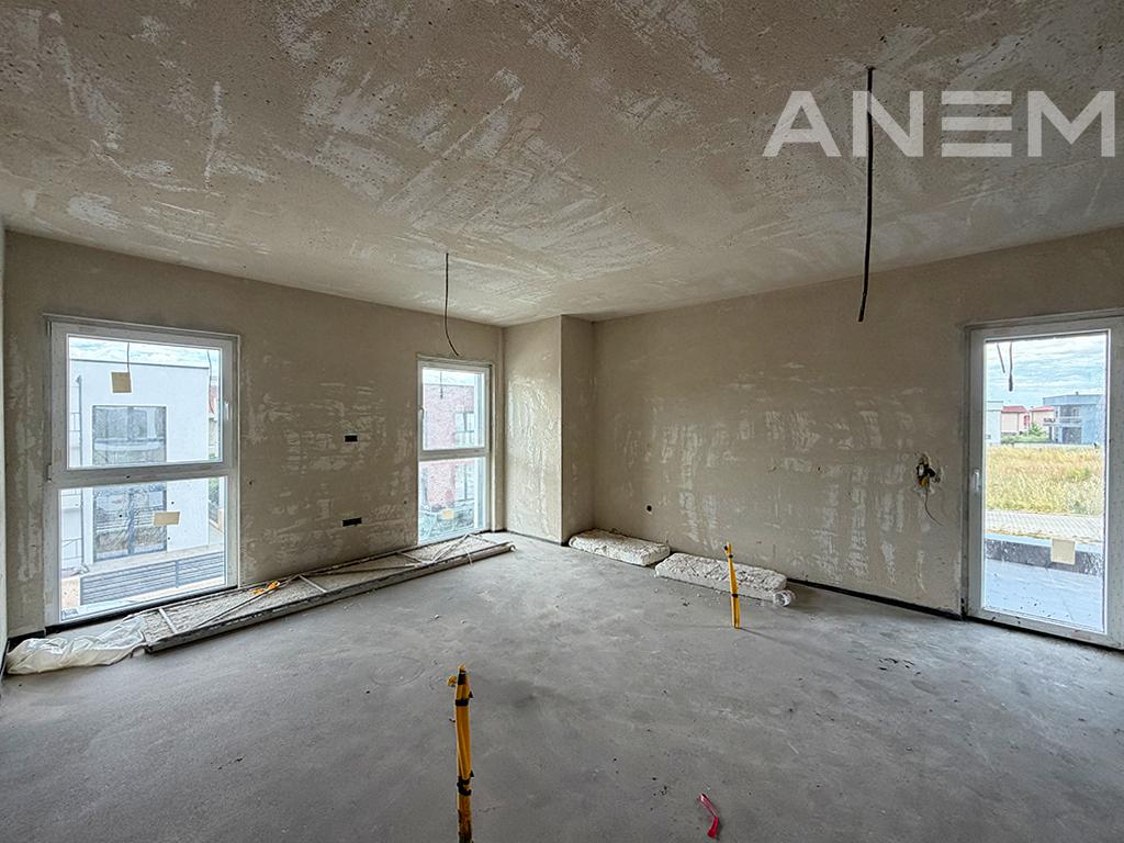Shtëpi në shitje 300m² në lagjen Veternik