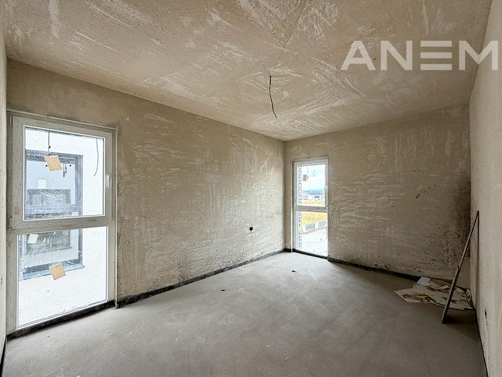Shtëpi në shitje 300m² në lagjen Veternik