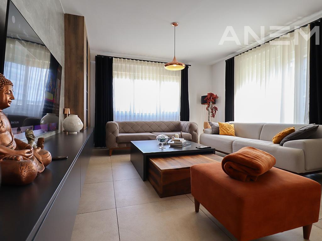 Apartment for sale 115.9m² on C Street
