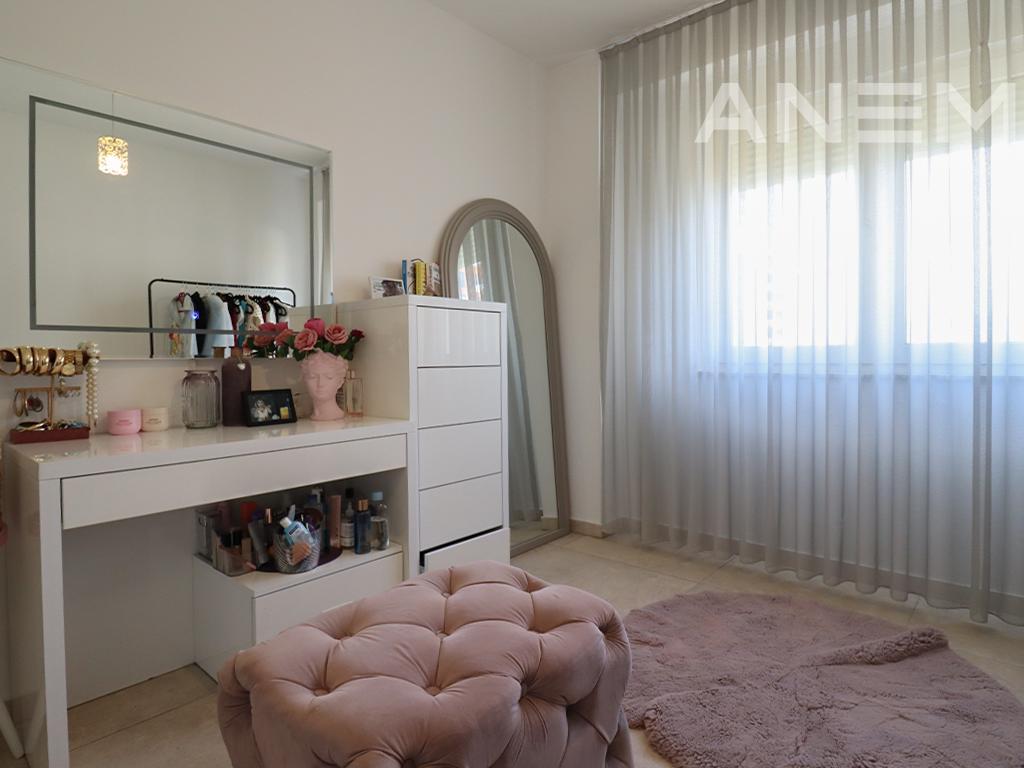 Apartment for sale 115.9m² on C Street