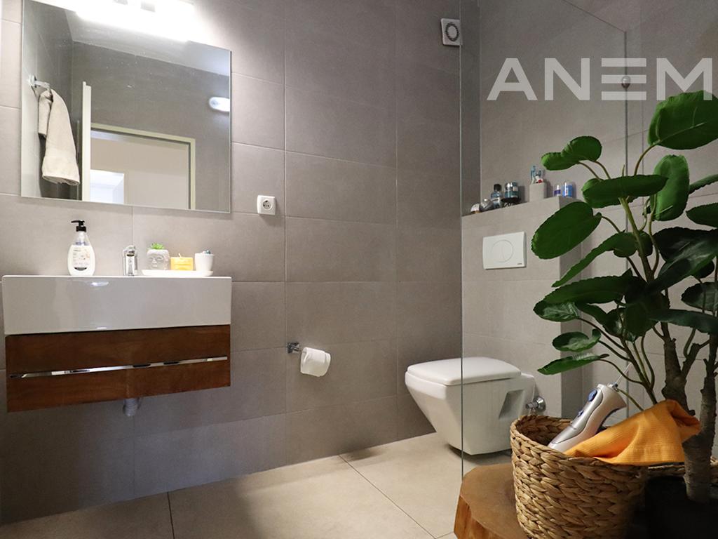 Apartment for sale 115.9m² on C Street