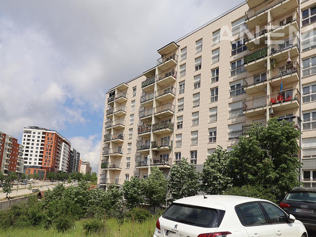 apartment for sale 56.09m² në Rrugën C