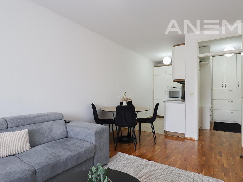 Banesë në shitje 56.09m² në Rrugën C