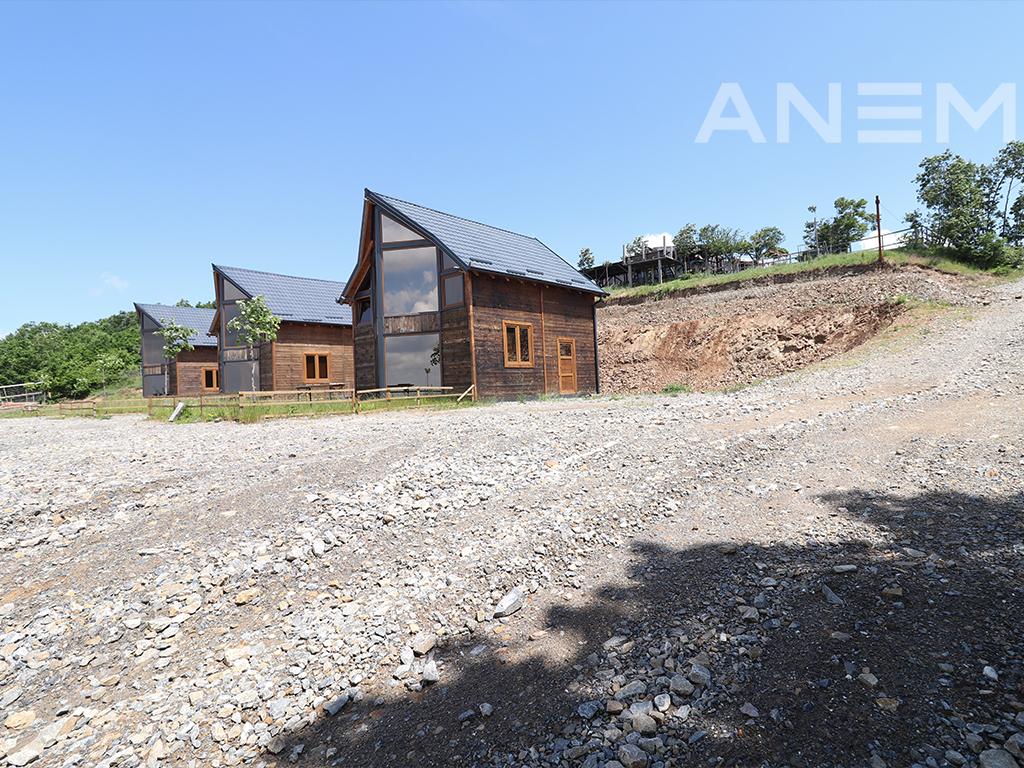 Restoran në shitje 600m² në fshatin Koliq
