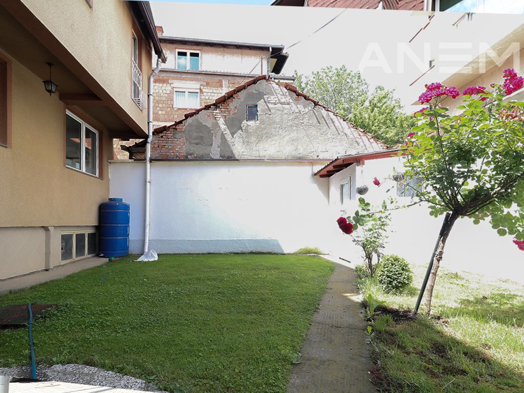 Shtëpi në shitje 400m² në Tophane
