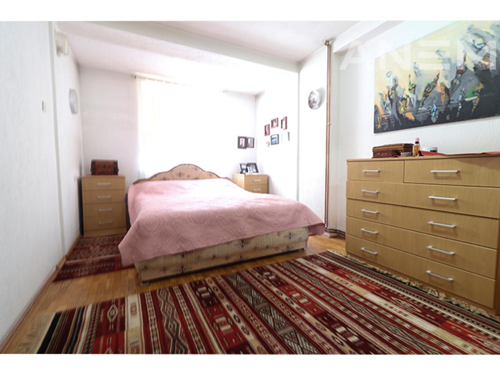 Shtëpi në shitje 400m² në Tophane