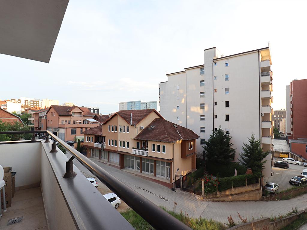Banesë në shitje 63.67m² në Bregun e Diellit
