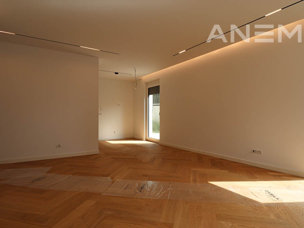 Shtëpi në shitje 217.6m² në lagjen Qershia Village