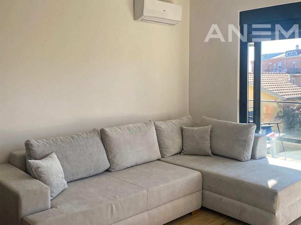 Banesë në shitje 52m² në Pinjesh, Ulqin